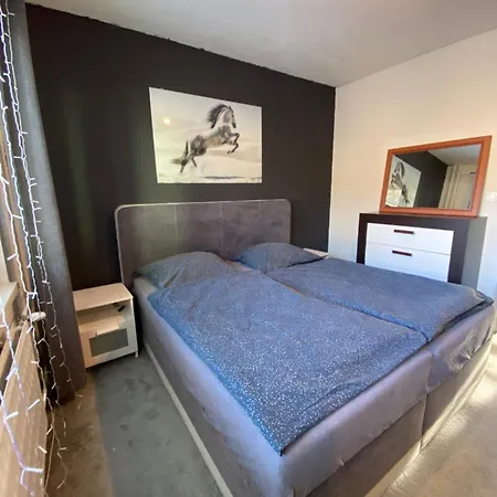 Apartment U Adama